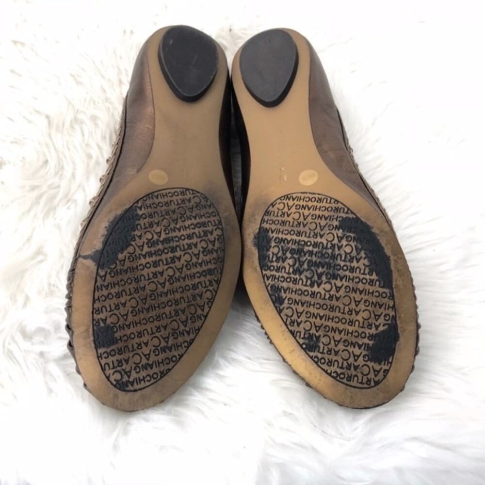 2/$30 Arturo Chiang 6.5 M Womens Copper Metallic Pleated Flats - Picture 8 of 9